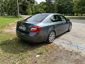 Skoda octavia 2.0d 110kw 6ne manuaal (4 foto / 5)