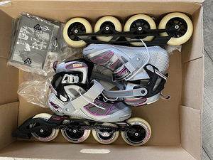 Продаются роликовые коньки Rollerblade, размер: 38,5 (1 фото из 3)