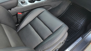 M: Jeep Grand Cherokee 2014 SUMMIT 3.0 CRD (13 foto / 15)