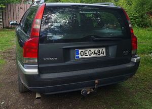 Volvo v70 2.4D 120kw Crome edition (4 foto / 5)