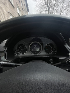 Mercedes-Benz E350 4matic 2010 (6 foto / 6)