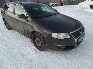 VW Passat (2 фото из 4)