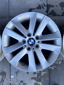 BMW Style 141 5x120 7x17 (3 foto / 6)