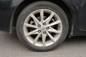 Toyota prius+ (14 foto / 14)