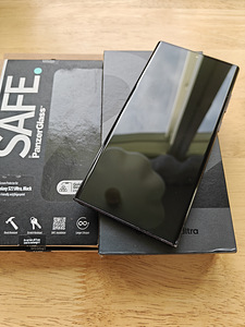 Продается Samsung S22 Ultra (1 фото из 4)