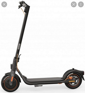 Малоподержанный электросамокат SEGWAY NINEBOT KICKSCOOTER F4 (1 фото из 4)