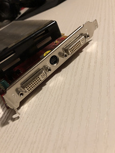 CLUB3D Radeon HD3650 512MB GDDR2 (3 foto / 3)