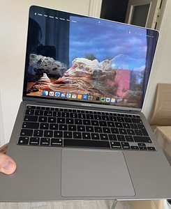 MacBook Air M1 8gb/256gb (2 foto / 7)