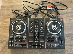 NUMARK DJ KONTROLLER PARTY MIX (2 foto / 4)