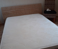 Плетеная кровать с матрасом 160x200cm