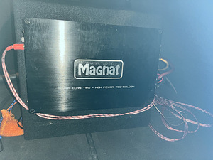 Subwoofer Alpine type R + Magnat võimendi (3 foto / 4)