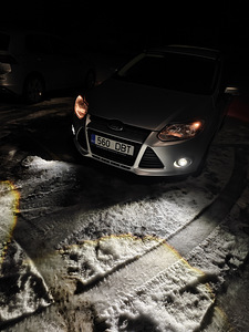 Ford focus 3 universaal (9 foto / 10)