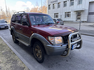 Toyota Land Cruiser 90 (2 foto / 14)