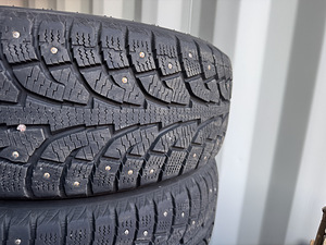 HANKOOK WINTER I*PIKE (RW11) 215/60 R17 (2 foto / 4)