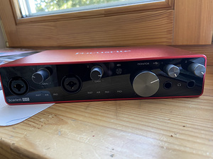 Focusrite helikaart (1 foto / 4)
