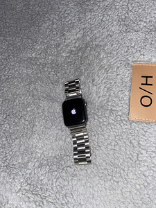 Apple watch SE 40mm gray (5 foto / 5)