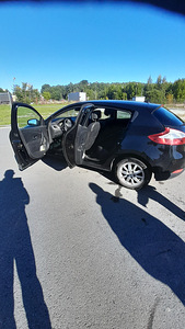 Renault megane (5 foto / 8)