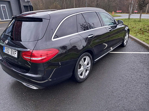 Mercedes-Benz C 220 2.1 125kW (7 foto / 11)