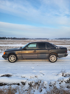 Mb w124 2.5d 69kw (2 foto / 5)