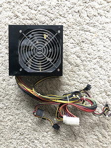 Toiteplokk 460W Cooler Master (2 foto / 3)