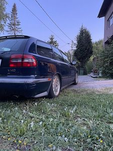 Volvo V40 1.9t 147kW (5 foto / 9)