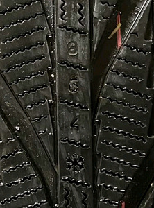 R 19 BMW oroginal+ hakkapelita r2 (lamell) 255/50 (2 foto / 3)