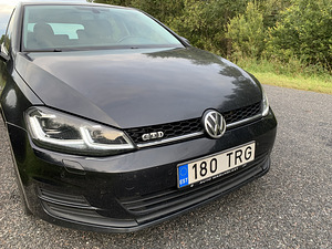 Volkswagen Golf 1.6 77kW 2013 (5 foto / 9)
