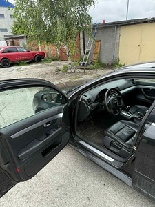 2007 Audi A4 B7 Avant 3.0TDi 171kw Quattro (7 foto / 15)