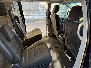 CHRYSLER GRAND VOYAGER (9 foto / 15)