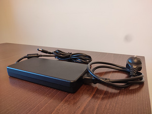 USB Dokk Dell WD19 DC 240W (8 foto / 10)
