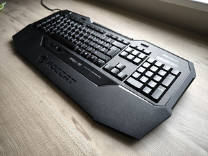 Roccat Isku Fx (2 фото из 10)