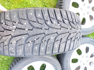 M: Honda 16" valuveljed + naastrehvid 205 55 16 (4 foto / 6)