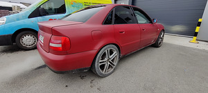 Audi A4 1.8T (3 foto / 6)