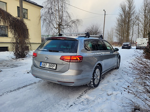 Volkswagen Passat (6 foto / 7)