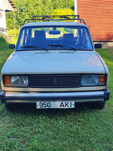 Продаётся Vaz 2105 (1 фото из 5)