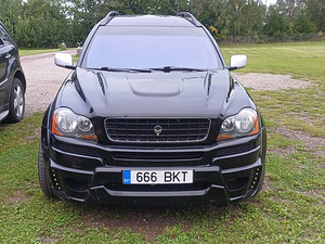 VOLVO XC90 2,4td 120kw автомат (3 фото из 9)