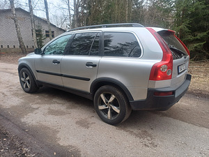 VOLVO XC90 120kw 2003a. 4x4 (4 foto / 10)