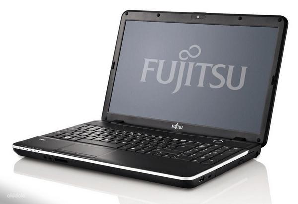 Fujitsu LifeBook A512 (foto #1)