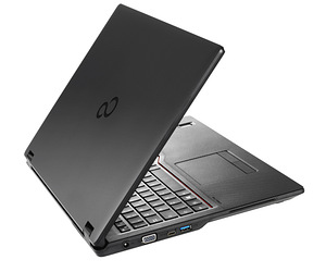 Fujitsu LifeBook E558 (2 фото из 2)