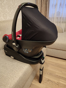 Turvahäll Maxi-Cosi Pebble koos alusega FamilyFix (2 foto / 9)