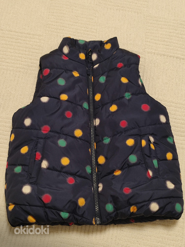 Tüdrukute vest Mothercare suurus 104-110.