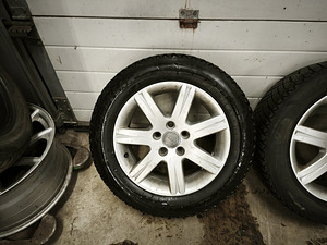 5x112 литые диски Audi + зимние шины (2 фото из 3)