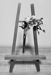 Kunstlilledest kimp/peodekoratsioon (8 foto / 8)
