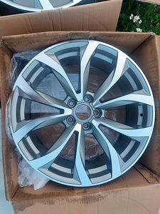 Audi 562 replica veljed 5x112 19x8 2tk uued (3 foto / 4)