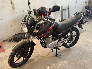 YAMAHA YBR 125 (2 foto / 8)