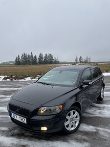 Volvo V50 2.0d 100kw Ü.V12.2025 (1 foto / 7)