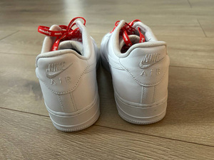 Nike Air Force 1 Supreme (4 foto / 7)