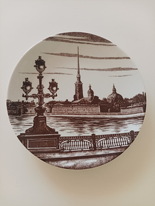 Настенные тарелки (5 фото из 5)