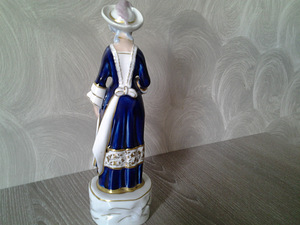 Статуэтка Royal Dux (2 фото из 3)