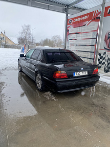 BMW 730d facelift (5 фото из 9)